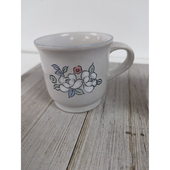 Set of 2 CHANTILLY Stoneware By Hearthside Cups  Coffee Tea Fleur De Lune - Picture 3 of 8